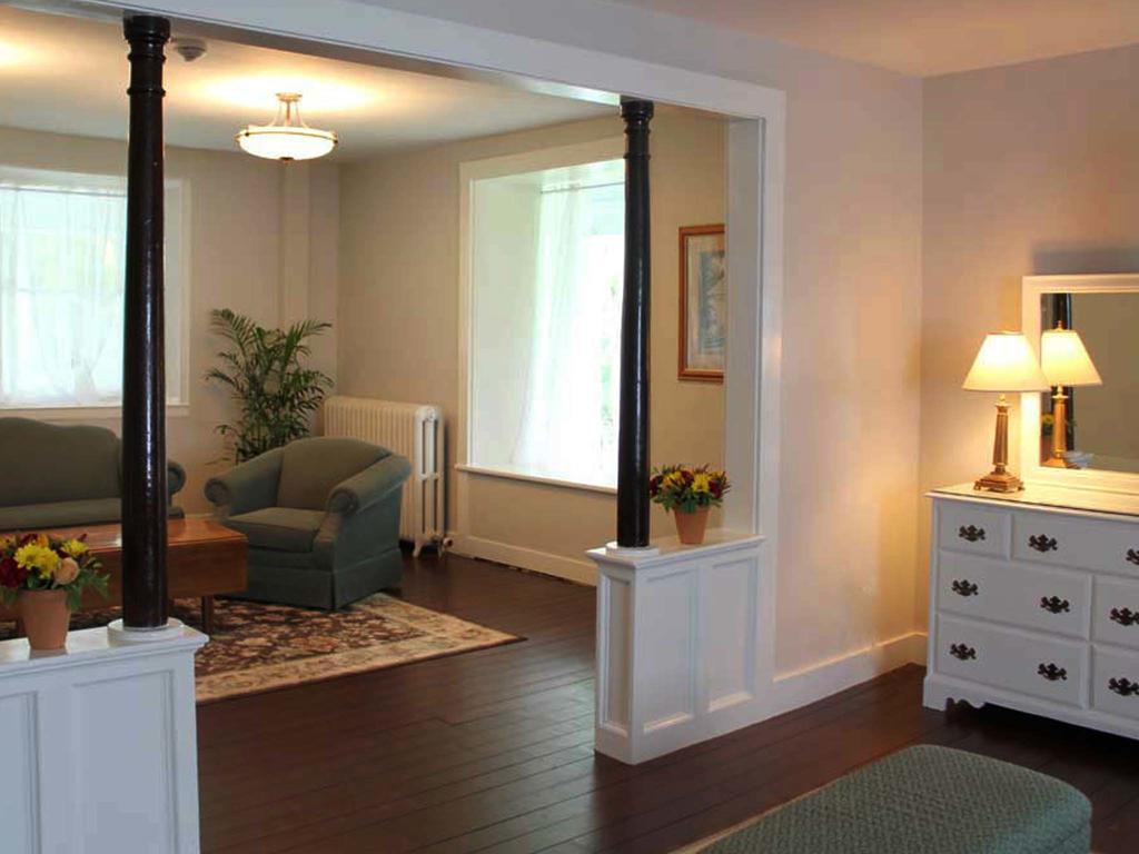 Hotel Basin Harbor Vergennes Esterno foto